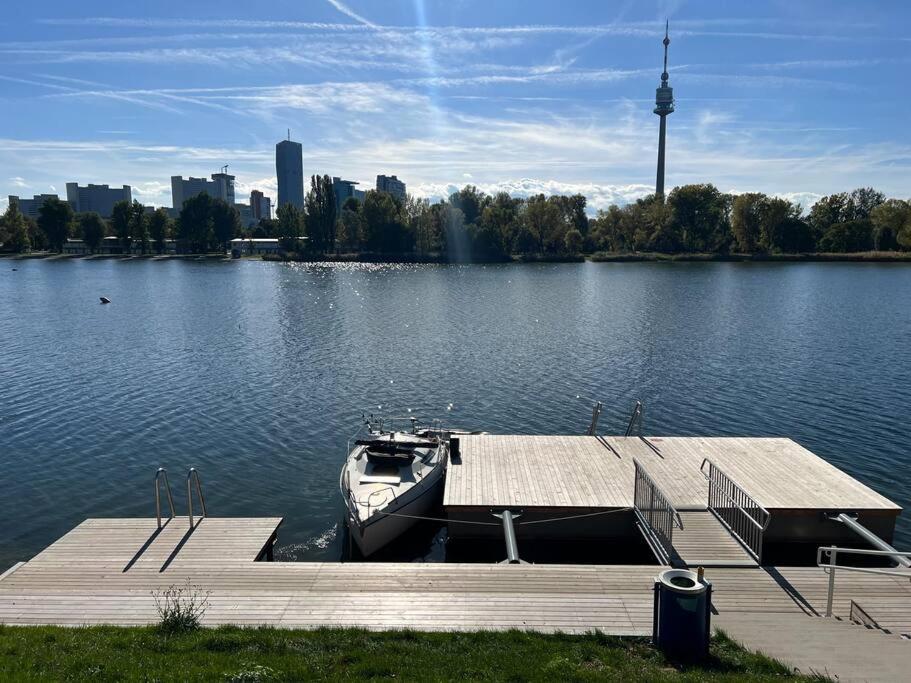Modern Studio Gardenia_Gartenwohnung Alte Donau Bécs Kültér fotó